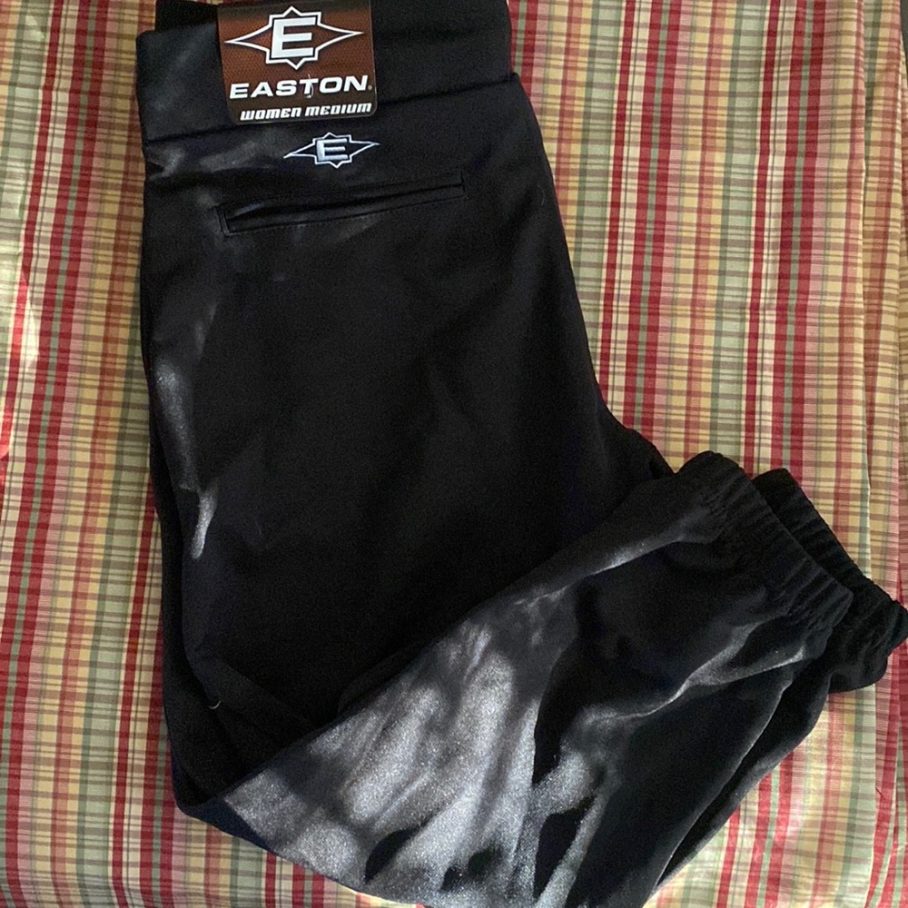 NWT Easton Women Medium Athletic pants